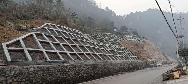 桑官公路边坡治理工程